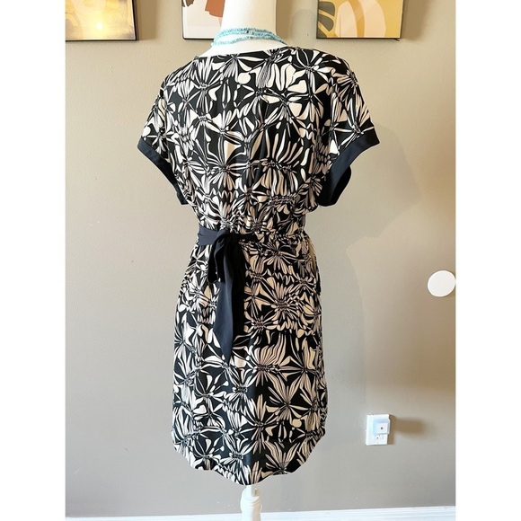 Anthropologie Postmark Printed V-Neck Tie Back Mini Dress - Picture 2 of 7